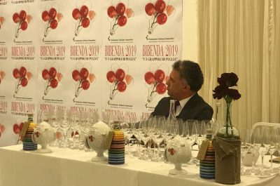 Bibenda 2019, premiati 27 fuoriclasse: le eccellenze del vino esaltate dal premio “I cinque Grappoli” a Borgo Egnazia - Corriere Salentino