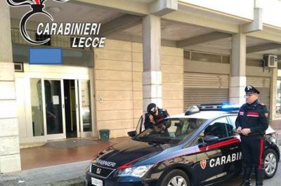 Armati e travisati rapinano Banca Popolare di Bari: in due fuggono su scooter con 15mila euro - Corriere Salentino