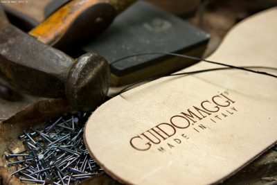 Scarpe rialzate Guidomaggi, un secolo di Made in Italy - Corriere Salentino