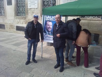 Anche in Puglia i gazebo della Lega: #salvininonmollare, per dire no al processo - Corriere Salentino
