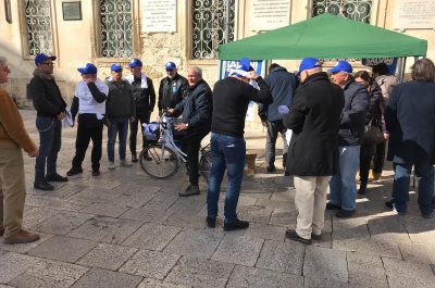 Anche in Puglia i gazebo della Lega: #salvininonmollare, per dire no al processo - Corriere Salentino