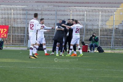 Ribaltone Lecce. Vittoria meritata per un secondo tempo da serie A - Corriere Salentino