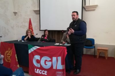 Vertenza Sirti, tutti gli operai dello stabilimento salentino presenti all’assemblea pubblica - Corriere Salentino