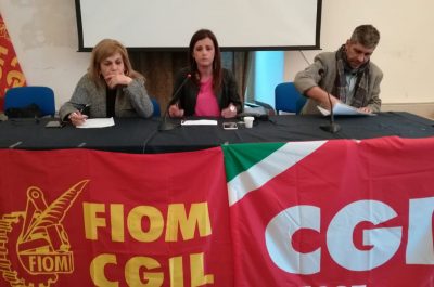 Vertenza Sirti, tutti gli operai dello stabilimento salentino presenti all’assemblea pubblica - Corriere Salentino