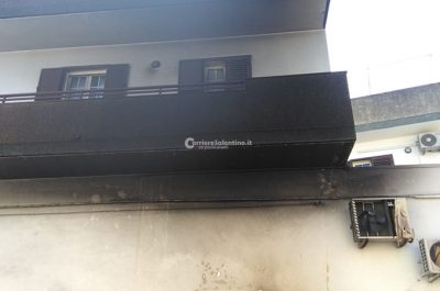 "Mezzanotte di fuoco": rogo distrugge due auto e ne danneggia una terza. Danni anche ad un'abitazione - Corriere Salentino