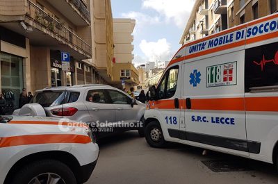 Investita sulle strisce pedonali nel pieno centro di Lecce, corsa in ospedale per una donna - Corriere Salentino