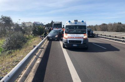 Tragedia sulle strade: drammatico incidente sulla Lecce - Gallipoli, muore segretario comunale - Corriere Salentino