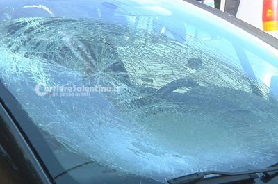 Travolto da un'auto mentre attraversa le strisce in sella alla sua bici: corsa in ospedale per un 73enne - Corriere Salentino