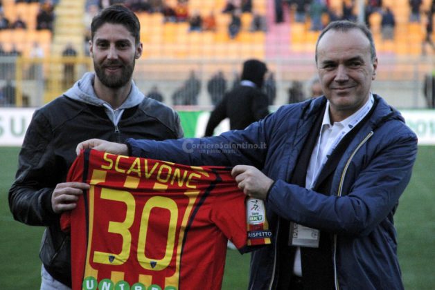 Profumo di primavera e di vittorie esaltanti, Lecce batte Ascoli 7 a 0 - Corriere Salentino