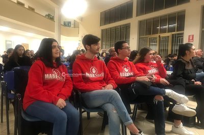 Accendiamo il dialogo, spegniamo il bullismo: l’incontro con gli esperti. “Attenti ai fiancheggiatori” - Corriere Salentino
