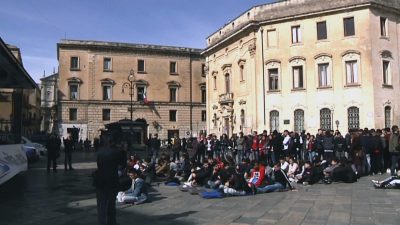 Al via la 6^ edizione di “Una vita da social”, la campagna educativa della Polizia Postale - Corriere Salentino