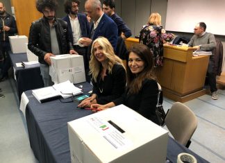Zingaretti nuovo segretario Pd, Emiliano festeggia: finisce il renzismo e rientra D’Alema?