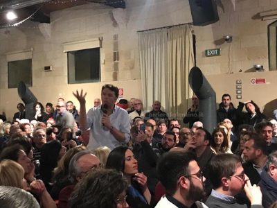 Renzi a Lecce a muso duro contro Lega e M5S per riconquistare il Pd a un giorno dalle primarie - Corriere Salentino