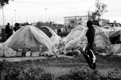 "3,50": il reportage di Toti Bello che racconta l'inferno in terra dei lavoratori stagionali sfruttati dal caporalato - Corriere Salentino