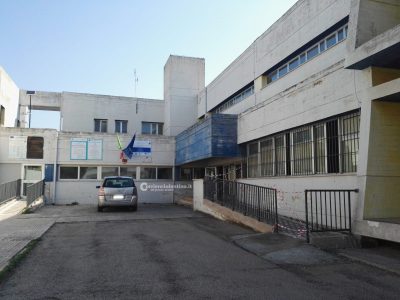 Bimbo di 3 anni "dimenticato" sullo scuolabus per quasi 5 ore: salvato, dormiva sul sedile - Corriere Salentino