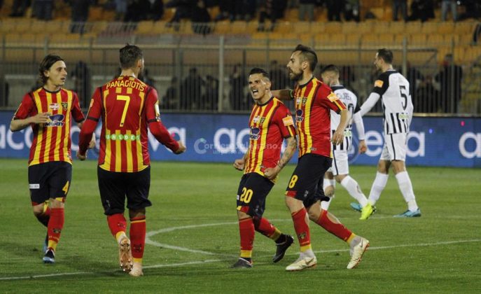 Profumo di primavera e di vittorie esaltanti, Lecce batte Ascoli 7 a 0 - Corriere Salentino