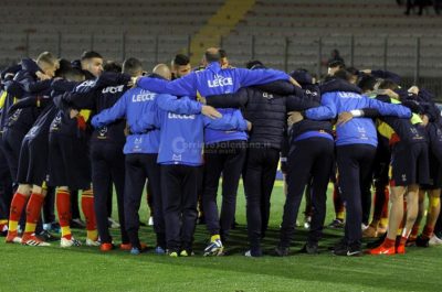 Il Lecce vola al secondo posto. Oggi sarebbe A, se fosse finito il campionato - Corriere Salentino