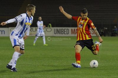 Il Lecce vola al secondo posto. Oggi sarebbe A, se fosse finito il campionato - Corriere Salentino