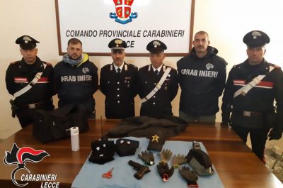 Forano muro delle Poste e attendono il direttore, ma arrivano i carabinieri e finiscono in manette - Corriere Salentino