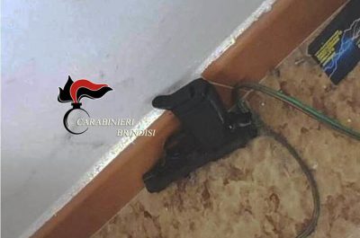 In casa nascondeva droga e una pistola: arrestato un elettricista - Corriere Salentino