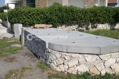 Rischio crolli, a Torre dell’Orso interdetta Via Belvedere: una lesione sospetta - Corriere Salentino