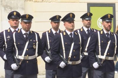 La Polizia compie 167 anni e festeggia anche le sue donne. Ecco l'elenco degli agenti premiati - Corriere Salentino