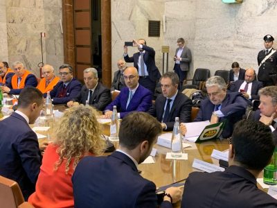 Xylella ed emergenze nel settore olivicolo: Regione e Governo lavorano per approntare soluzioni efficaci - Corriere Salentino