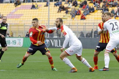 Piove, ma piovono anche gol al Via del Mare. Lecce - Carpi finisce 4 a 1 - Corriere Salentino