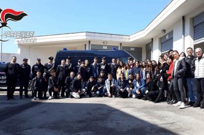 Cultura della legalità: gli studenti in visita alla caserma dei Carabinieri di Gallipoli - Corriere Salentino