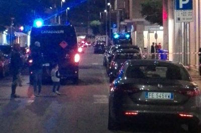 Ennesimo allarme bomba in città, valigia sospetta sotto la Galleria Mazzini: dentro c'erano rifiuti - Corriere Salentino