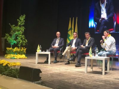 La strage degli ulivi vista dall’alto, Centinaio all’incontro con i Coldiretti: “Lo Stato dovrebbe chiedere scusa” - Corriere Salentino