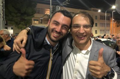 Salvemini e Delli Noci, la vittoria al primo turno che cambia la storia di Lecce: la festa in piazza - Corriere Salentino