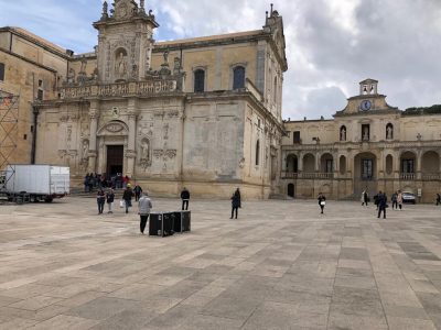 Chiese a pagamento: accoglienza dei turisti tiepida e c’è chi preferisce un gelato - Corriere Salentino