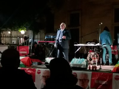 Lo scontro finale, stoccate dai palchi tra i 5 candidati. I due comizi del centrodestra: i fittiani chiudono per conto loro - Corriere Salentino