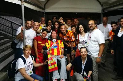 “Io posso…cu llu Lecce”, il Lecce calcio in campo per sostenere «La Terrazza “Tutti al mare!”» - Corriere Salentino