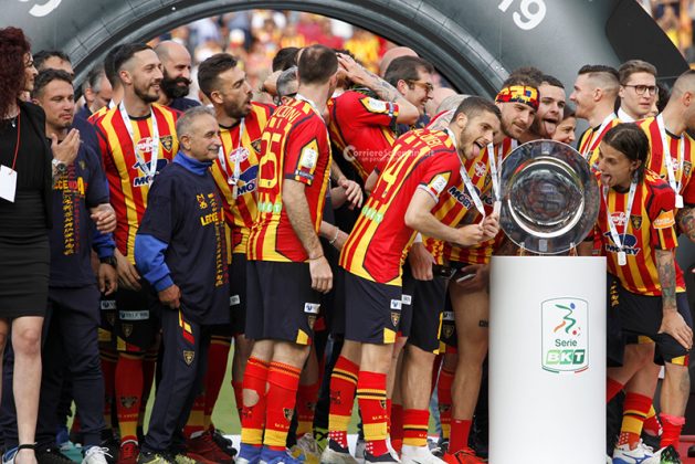 Il Lecce in serie A, un'emozione senza tempo... un anno dopo - Corriere Salentino
