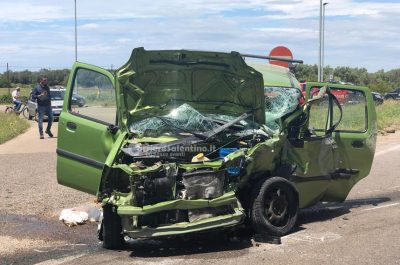 Schianto tra due auto sulla Nardò - Avetrana: muore una donna, due feriti con "codice rosso" - Corriere Salentino