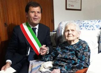 Taviano, festa in paese per i 101 anni di Nonna Concetta