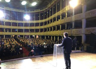 Fitto chiama e il suo esercito risponde: la voglia di un nuovo centrodestra europeo e la battaglia leccese