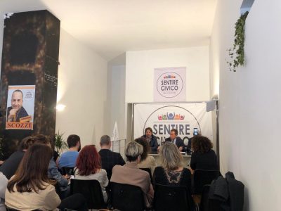 Centrodestra dallo psicanalista, Messuti se la prende anche con Marti e poi dice che la vittoria è di Emiliano - Corriere Salentino