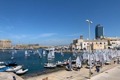 Trofeo Optisud, a Gallipoli 200 imbarcazioni per la tappa di una regata nazionale ecosostenibile - Corriere Salentino