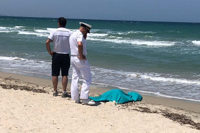 Tragedia a Torre Chianca, muore annegato davanti agli occhi dei bagnanti: inutili i soccorsi - Corriere Salentino
