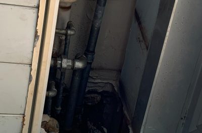 Camera mortuaria del Fazzi, muffe e aria irrespirabile: segnalazioni e proteste ai carabinieri - Corriere Salentino