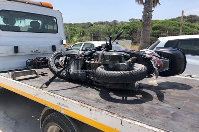 Schianto tra scooter e auto sulla litoranea adriatica, una donna portata d'urgenza in ospedale - Corriere Salentino