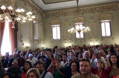 La proclamazione di Salvemini a sindaco: lacrime, passione e gioia. “Sarò al servizio di tutti” - Corriere Salentino