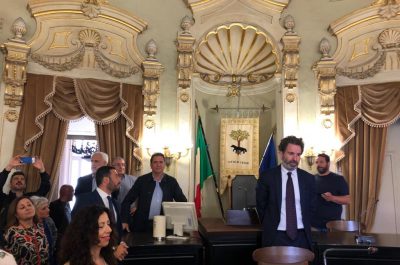 La proclamazione di Salvemini a sindaco: lacrime, passione e gioia. “Sarò al servizio di tutti” - Corriere Salentino