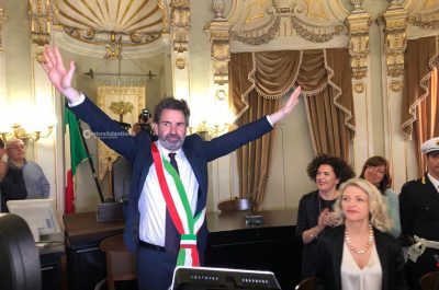 La proclamazione di Salvemini a sindaco: lacrime, passione e gioia. “Sarò al servizio di tutti” - Corriere Salentino