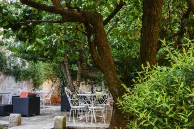 Scrutare i tesori di Puglia tra storia, design artistico e cultura enoica. Passeggiata tra le eccellenze a Palazzo Rodio - Corriere Salentino