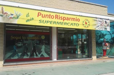 Ladri scatenati nella notte: supermercati nel mirino. Fuga con tamponamento e pistolettate poi a fuoco auto rubata - Corriere Salentino