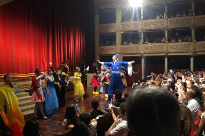 Grande successo per l’omaggio a Disney dell’Accademia Damus: tutto esaurito al Politeama - Corriere Salentino